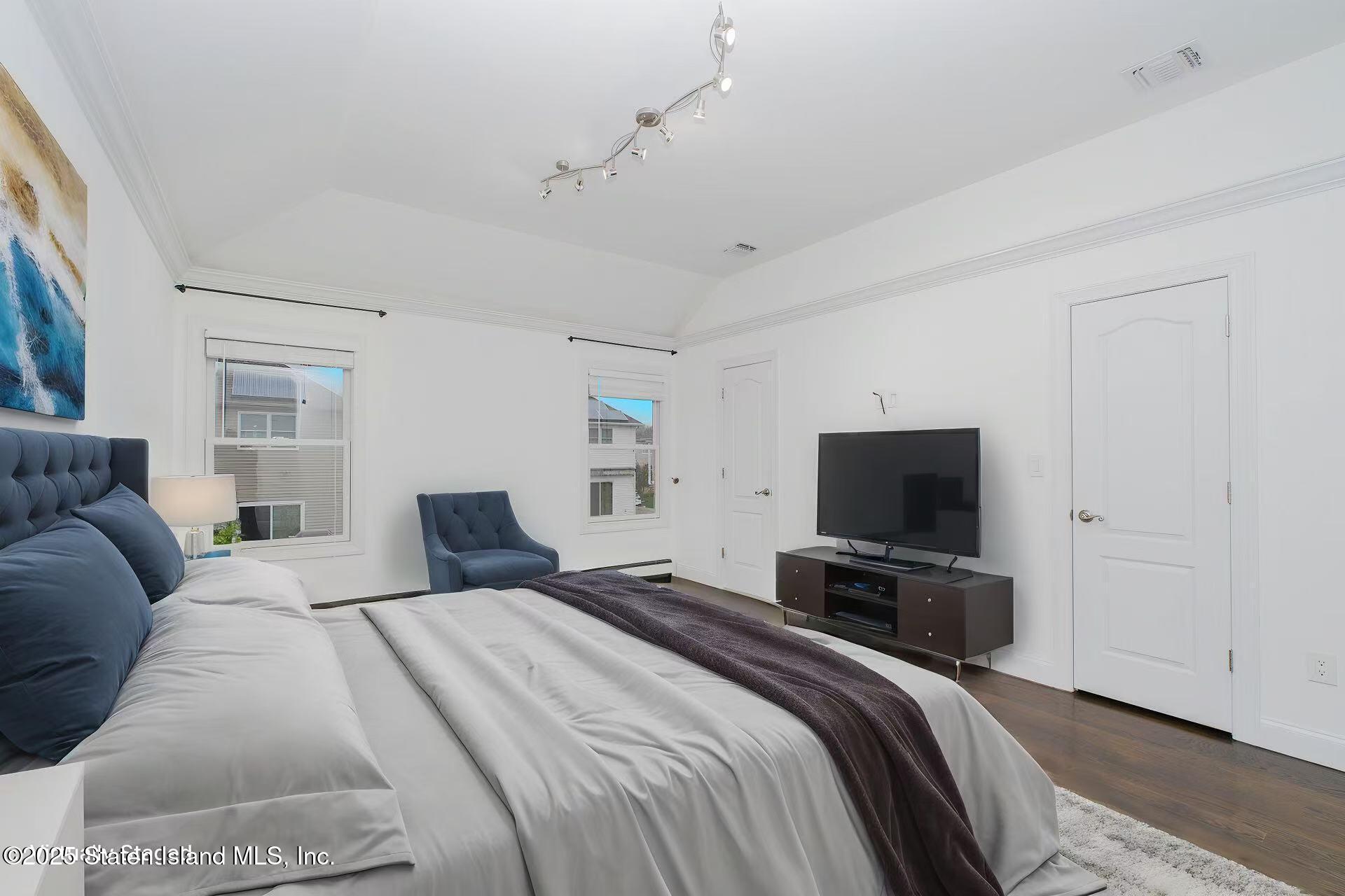 998 Annadale Road, Staten Island, New York image 12