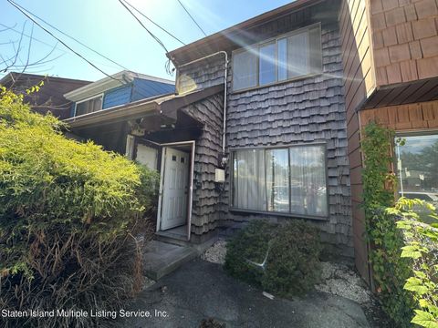 Photo of 182 Arlington Place, Staten Island, NY 10303 (MLS # 1163442)