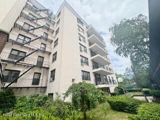 3855 Shore Parkway #3M, Brooklyn, New York image 2