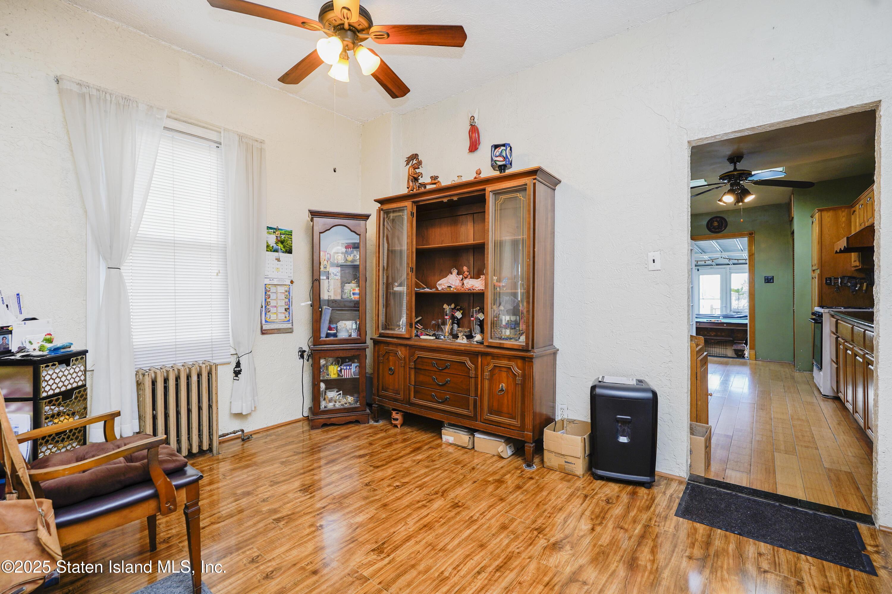 124 Hett Avenue, Staten Island, New York image 7
