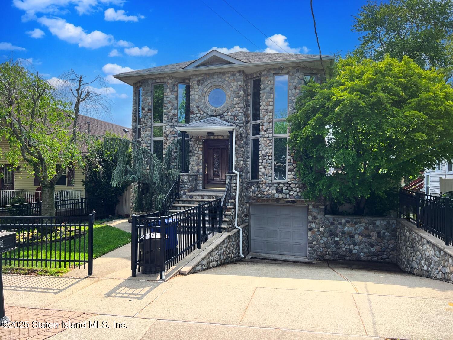 526 Yetman Avenue, Staten Island, New York image 1
