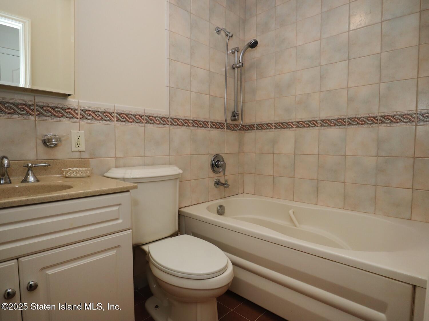 526 Yetman Avenue, Staten Island, New York image 21