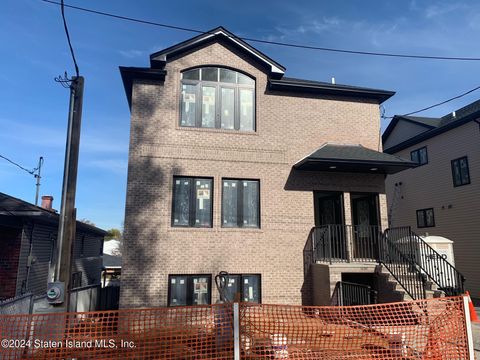 Photo of 57 Marble Street, Staten Island, NY 10314 (MLS # 2406377)