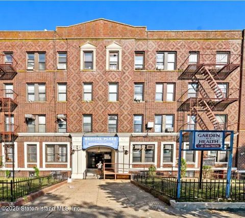 Photo of 3039 Ocean Parkway #D5, Brooklyn, NY 11235 (MLS # 2506641)