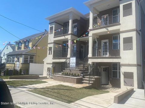 Photo of 1131 Forest Avenue #3a, Staten Island, NY 10310 (MLS # 1154454)