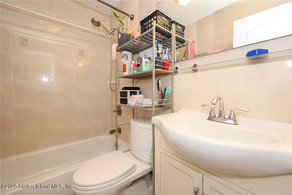 14 Colon Avenue, Staten Island, New York image 14