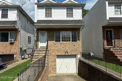 Photo of 97 Bush Avenue, Staten Island, NY 10303 (MLS # 2504246)