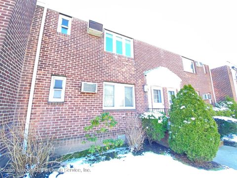 Photo of 164 Arlo Road #A, Staten Island, NY 10301 (MLS # 1160588)