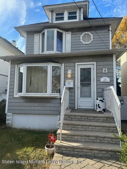 Photo of 32 Bement Avenue, Staten Island, NY 10310 (MLS # 1165483)