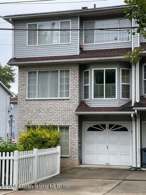 Photo of 36 Halpin Avenue Ave, Staten Island, NY 10312 (MLS # 2404413)