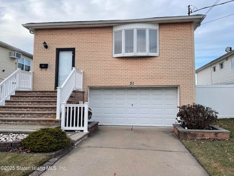 Photo of 31 Brandis Avenue, Staten Island, NY 10312 (MLS # 2500055)