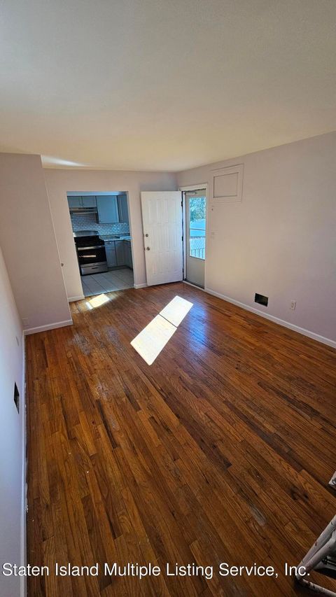 Photo of 72 Marisa Circle, Staten Island, NY 10309 (MLS # 2400741)