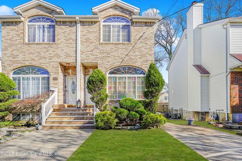 Photo of 458 O'Gorman Avenue, Staten Island, NY 10308 (MLS # 2501973)