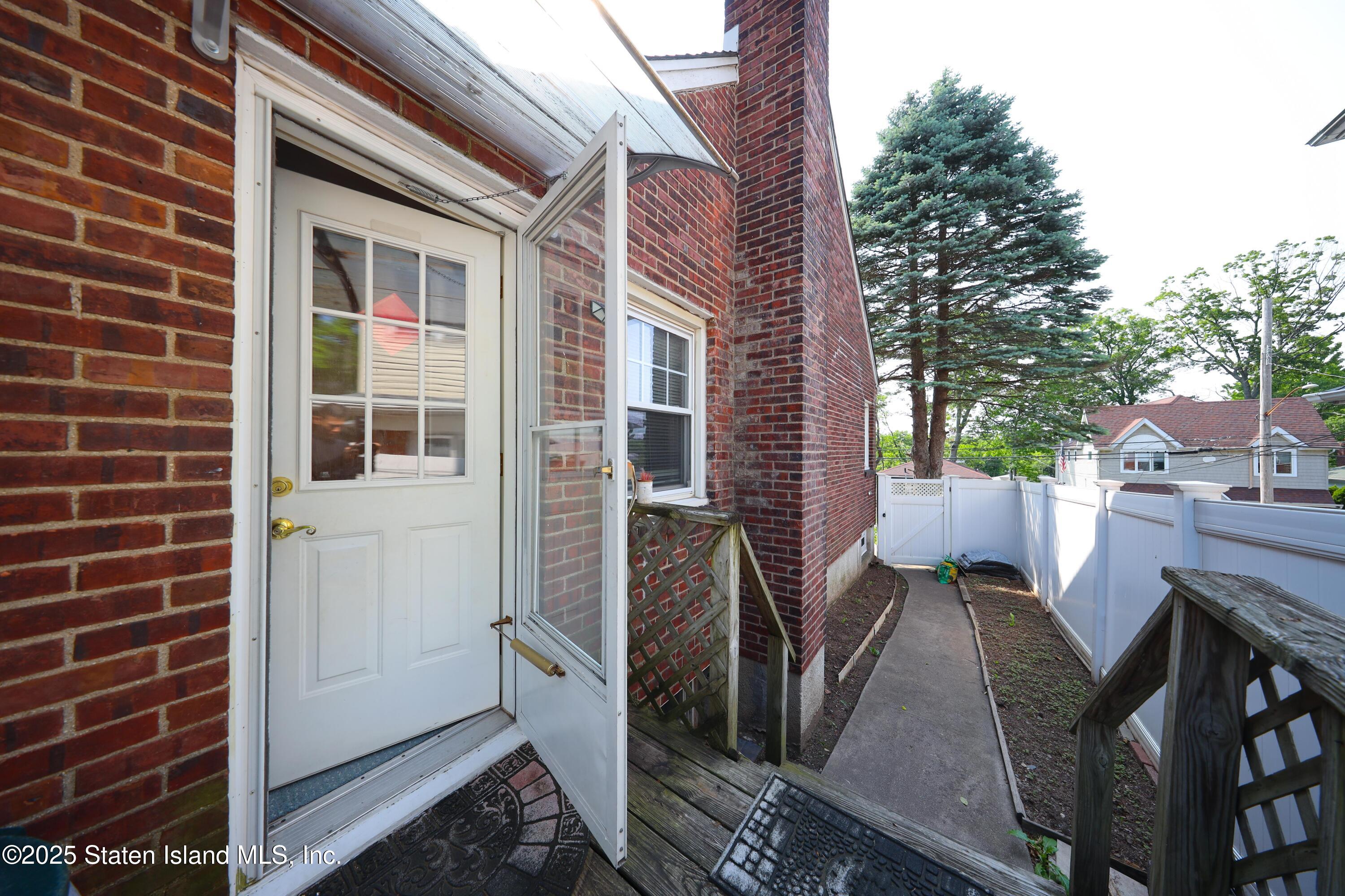 50 Glenwood Avenue, Staten Island, New York image 19