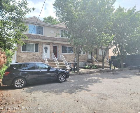 Photo of 7302 Amboy Road, Staten Island, NY 10307 (MLS # 2600632)