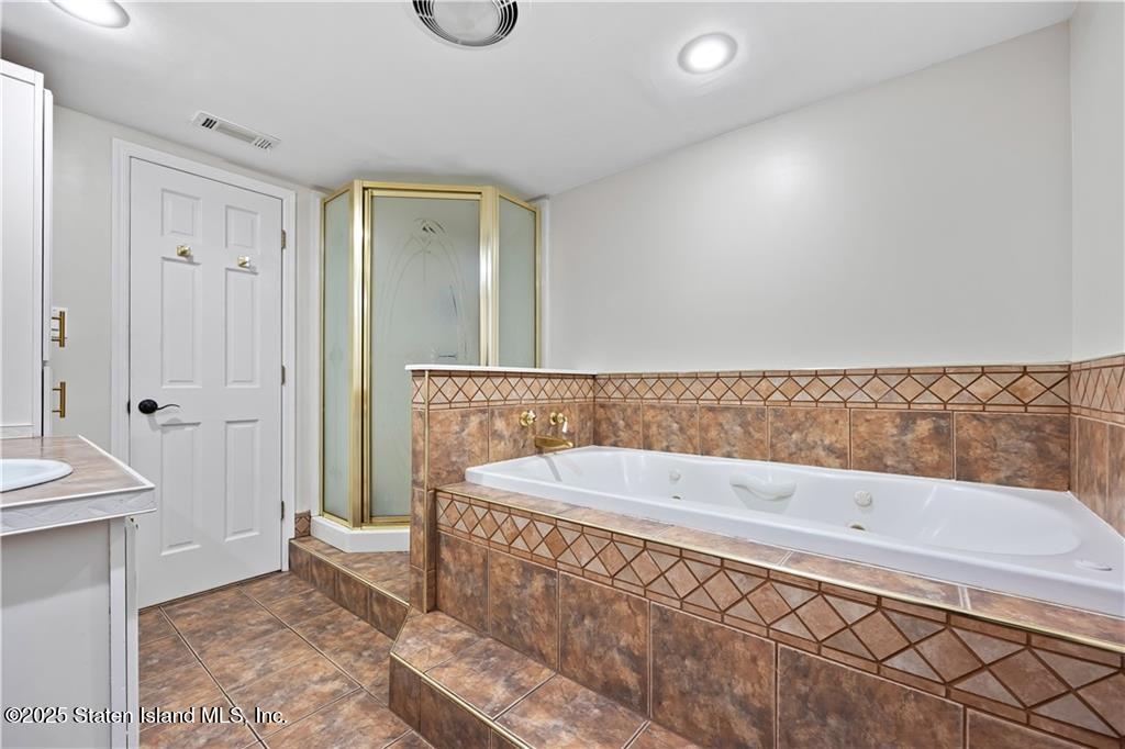 1182 Arthur Kill Road, Staten Island, New York image 21