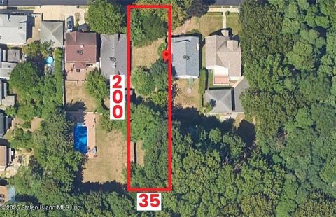 Photo of 132 Alden Place, Staten Island, NY 10301 (MLS # 2506171)