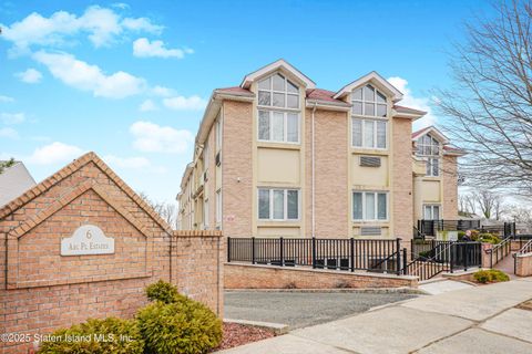 Photo of 6 Arc Place #A4, Staten Island, NY 10306 (MLS # 2503309)