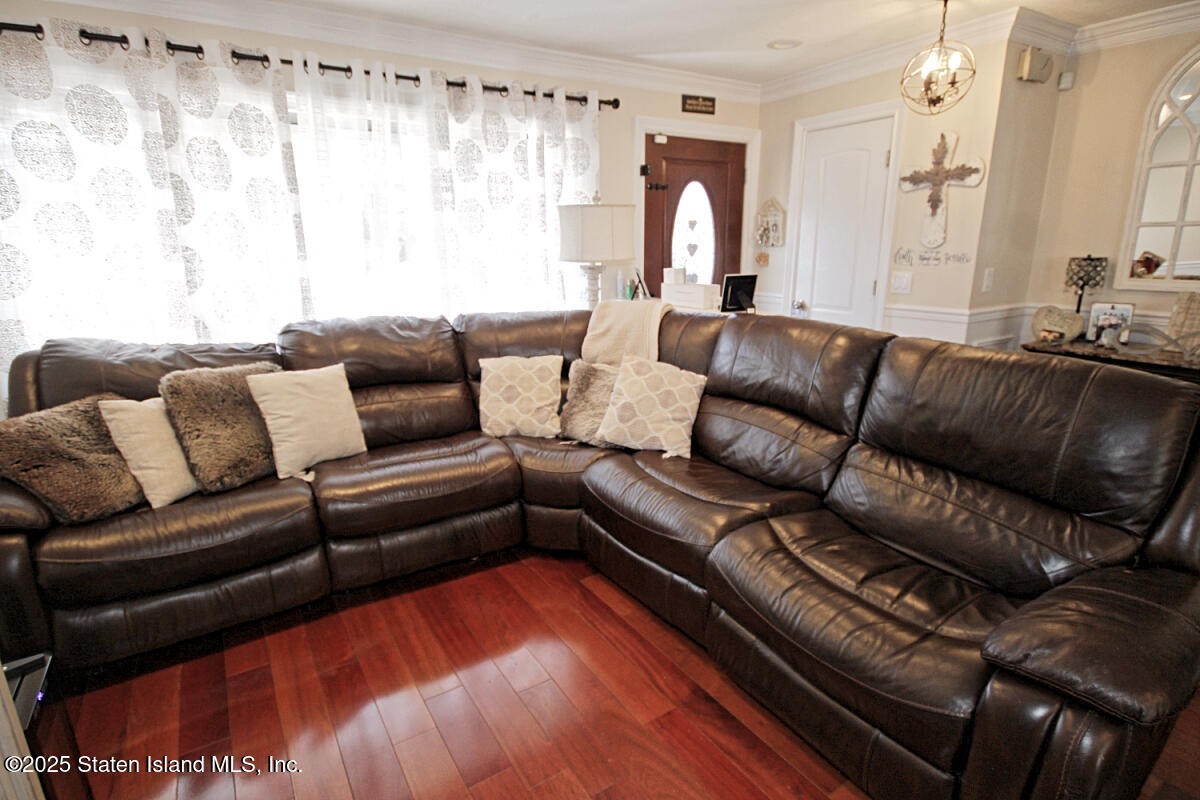 411 Ridgecrest Avenue, Staten Island, New York image 12