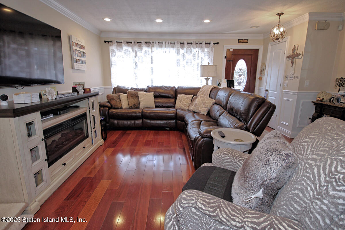 411 Ridgecrest Avenue, Staten Island, New York image 14