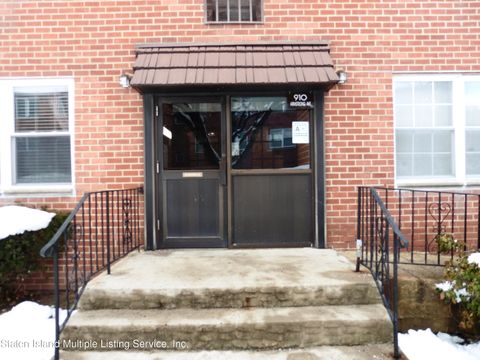 Photo of 910 Armstrong Avenue #1-2, Staten Island, NY 10308 (MLS # 2400909)