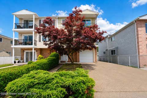 Homes For Sale - 3295 Victory Boulevard<br/> Staten Island, NY 10314