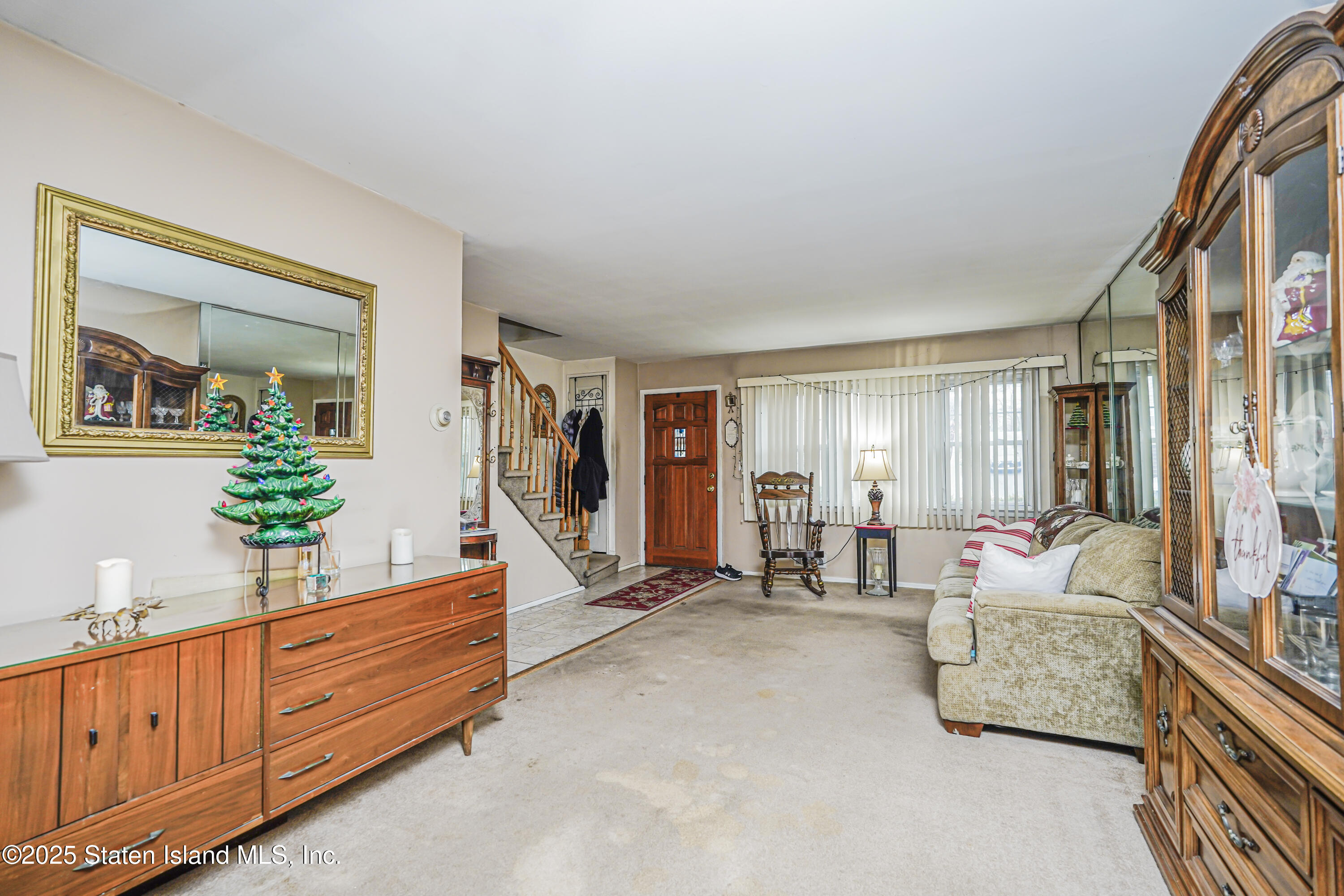 208 Tysens Lane, Staten Island, New York image 5