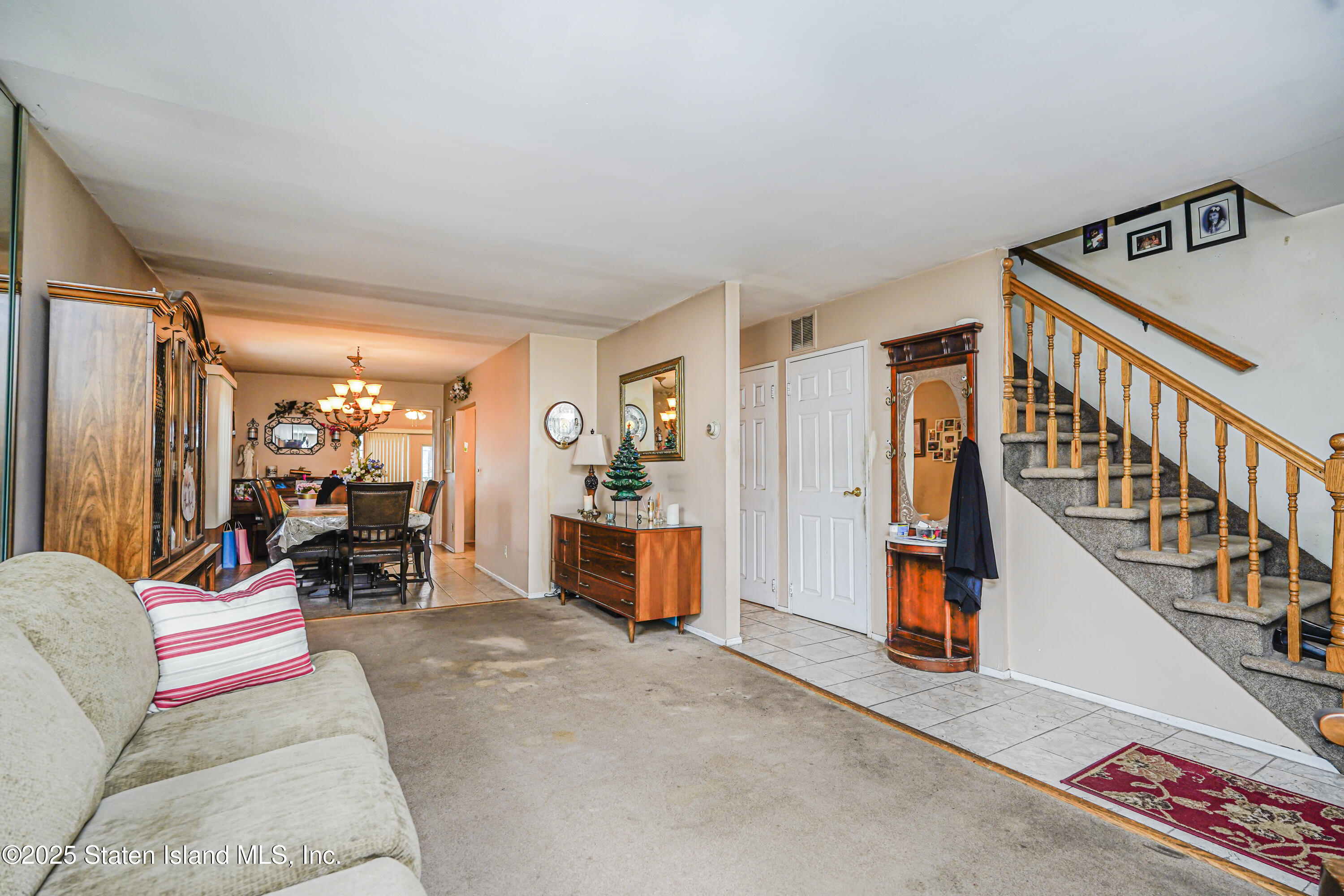 208 Tysens Lane, Staten Island, New York image 4