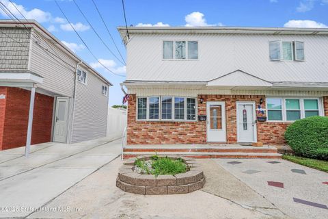 Photo of 345 Milton Avenue, Staten Island, NY 10306 (MLS # 2503523)
