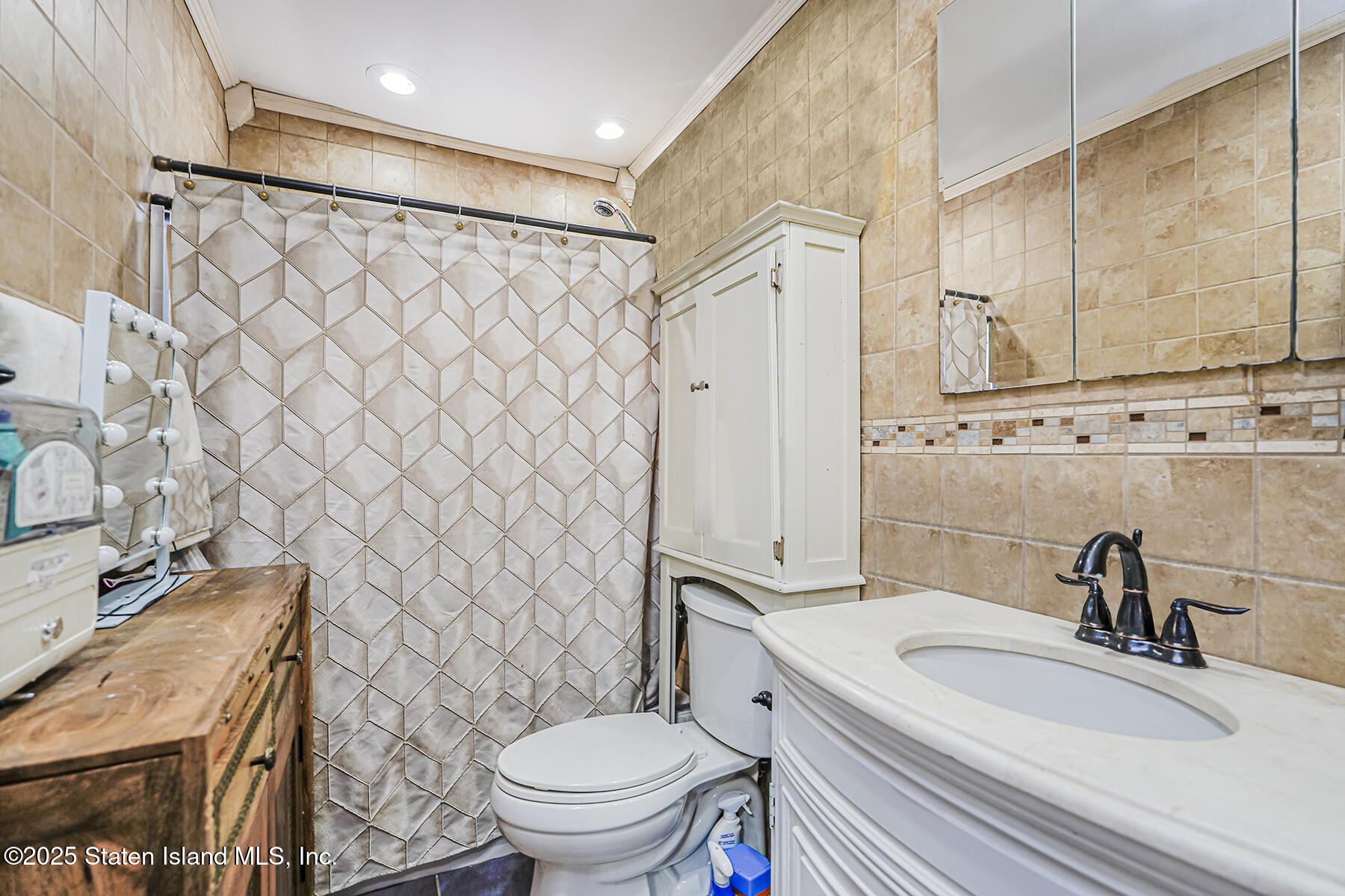51 Tanglewood Drive, Staten Island, New York image 13