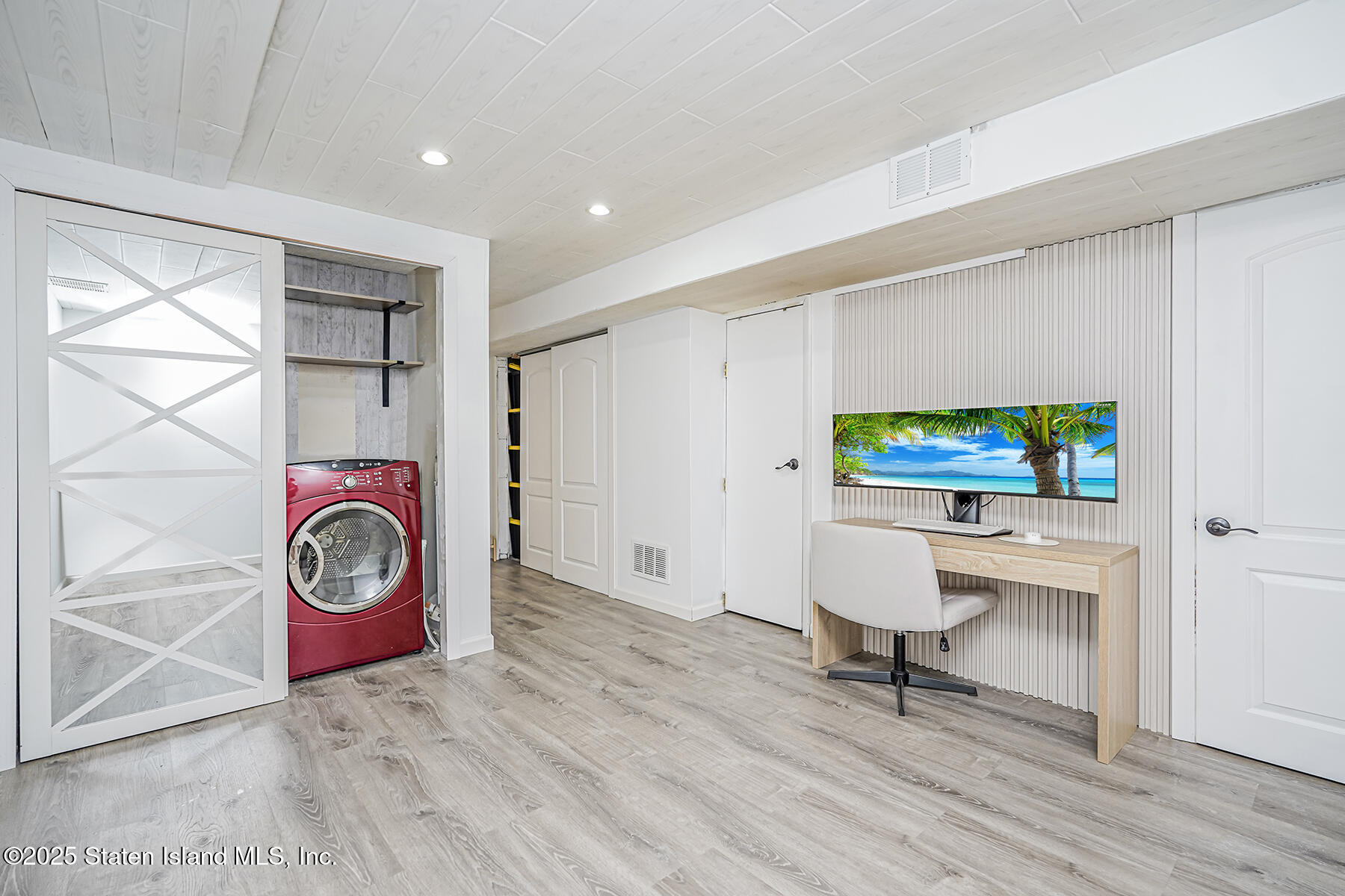 51 Tanglewood Drive, Staten Island, New York image 15