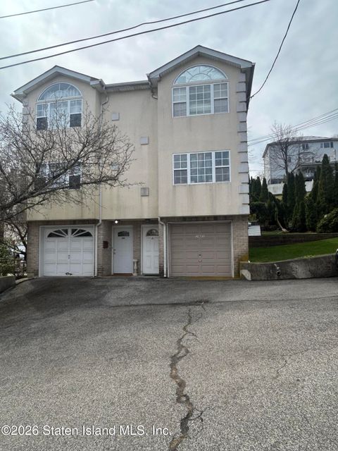 Photo of 262 Ward Avenue, Staten Island, NY 10304 (MLS # 2601864)