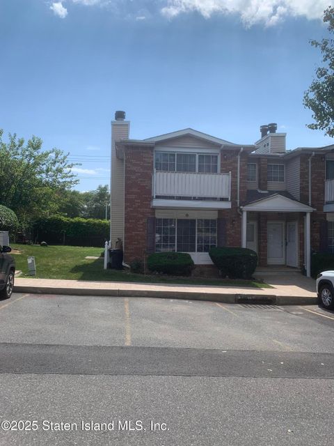 Photo of 56 Saturn Lane, Staten Island, NY 10314 (MLS # 2504264)