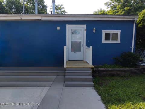 Apartment For Rent - 202 Roma Avenue<br/> Staten Island, NY 10306