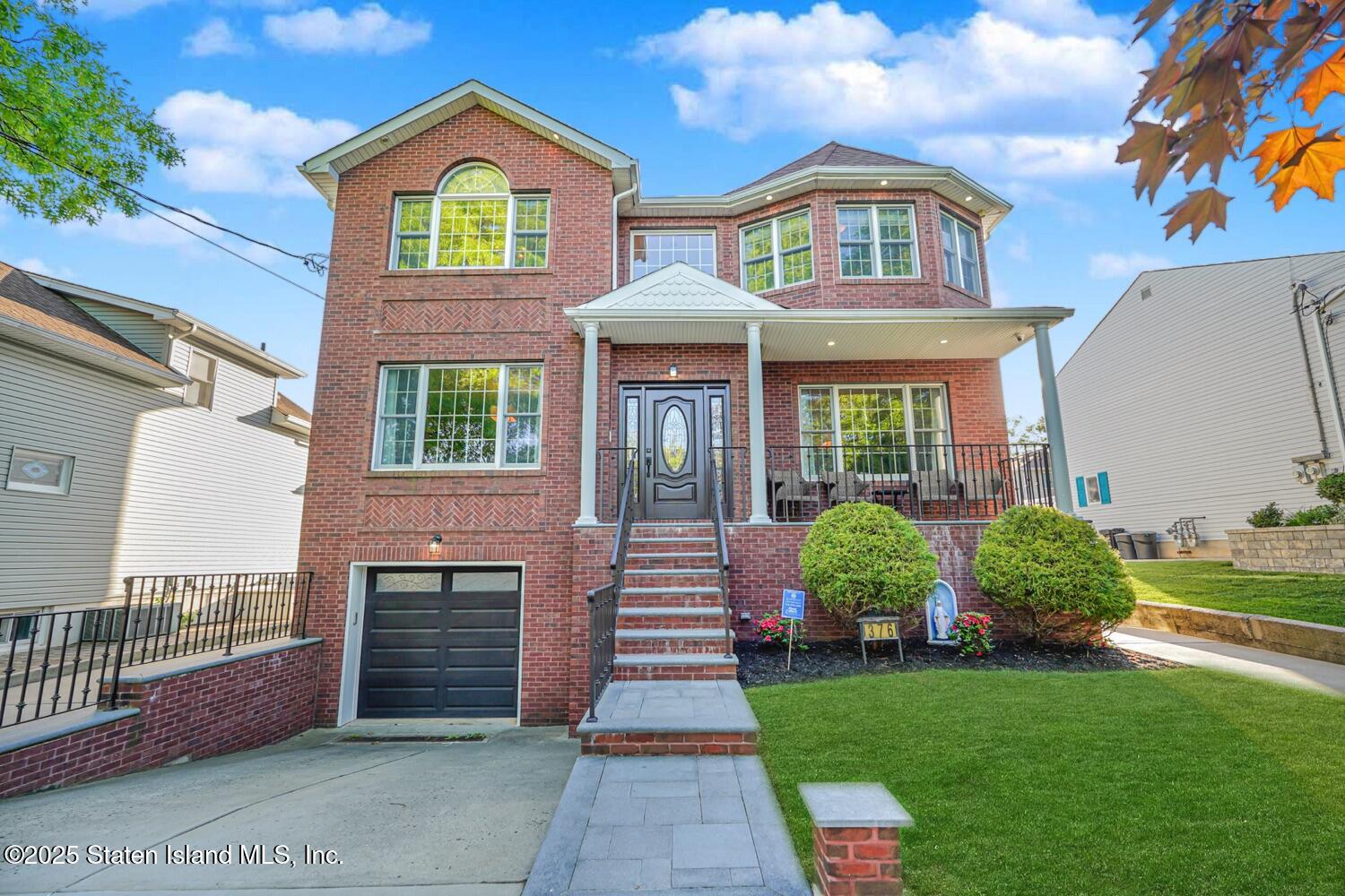376 Manhattan Street, Staten Island, New York image 3