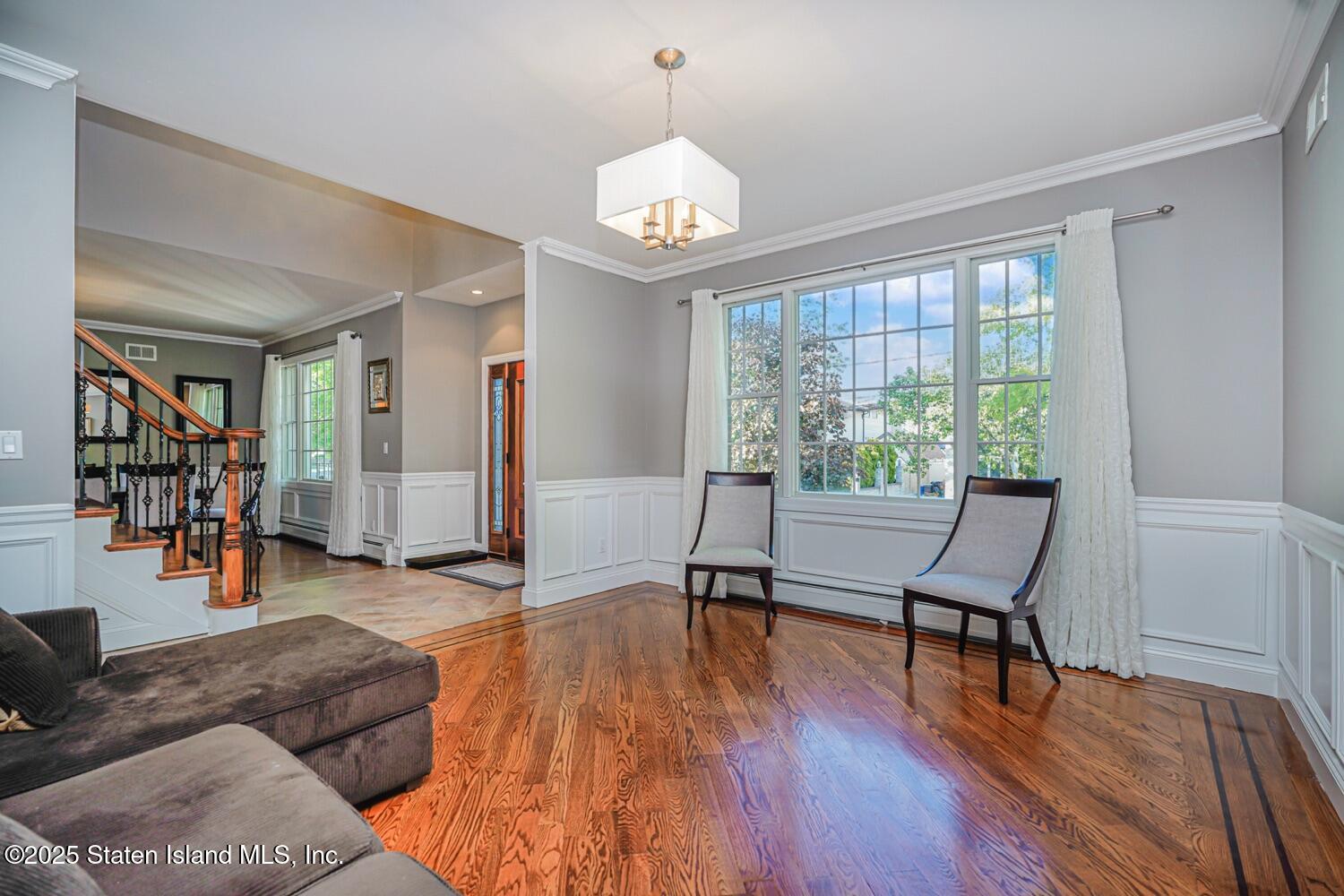 376 Manhattan Street, Staten Island, New York image 9
