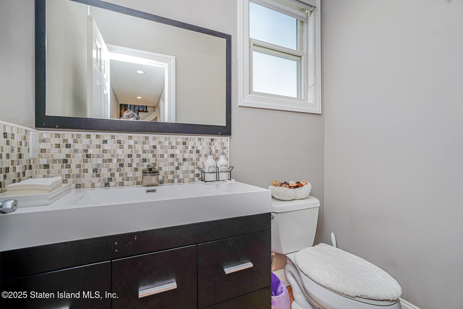 376 Manhattan Street, Staten Island, New York image 21
