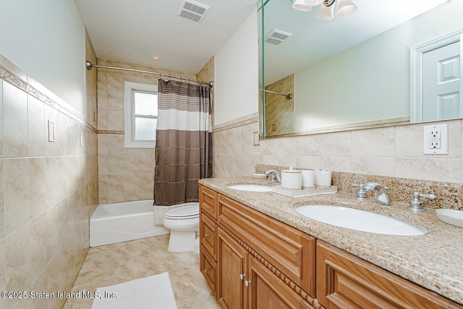 376 Manhattan Street, Staten Island, New York image 37