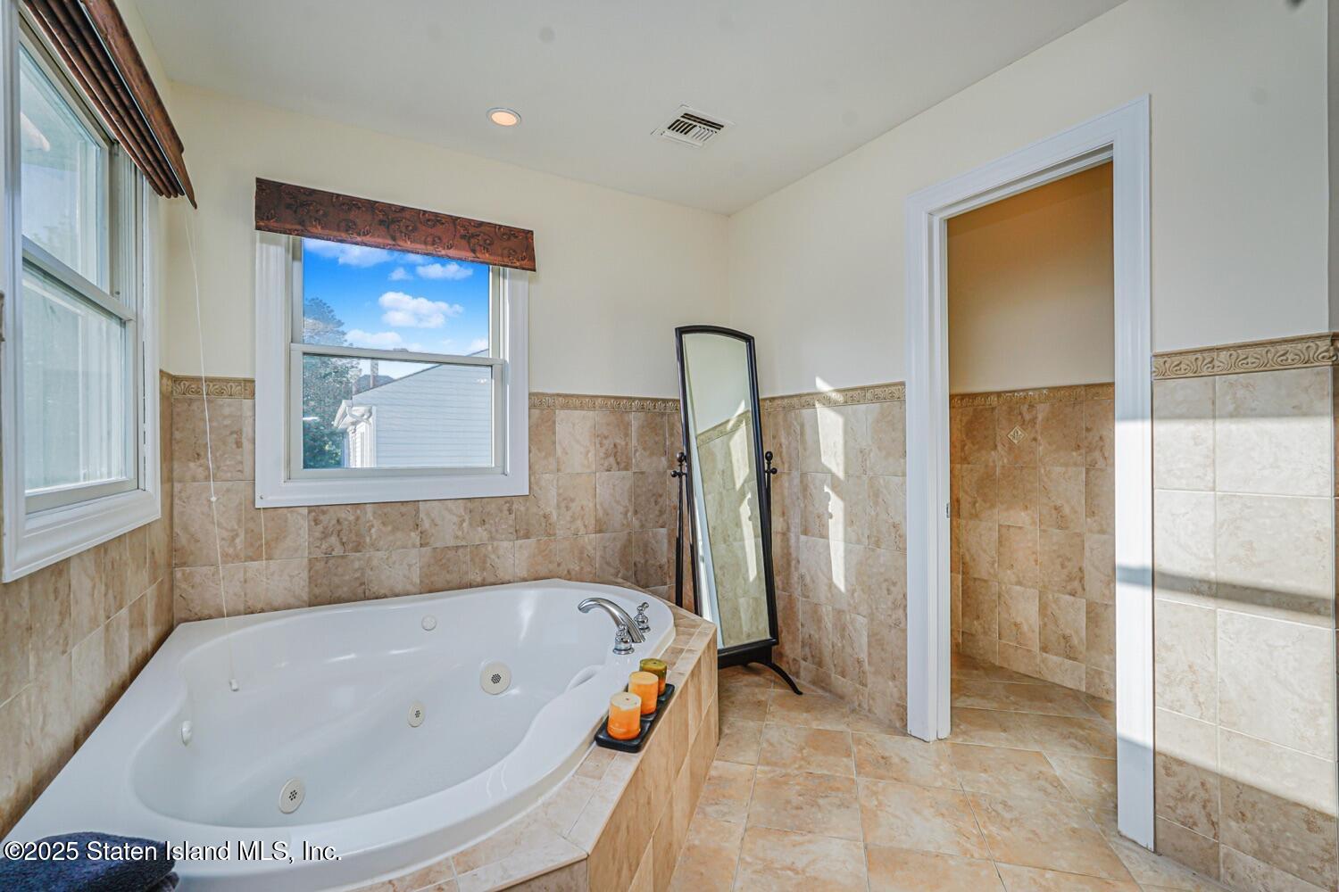 376 Manhattan Street, Staten Island, New York image 31
