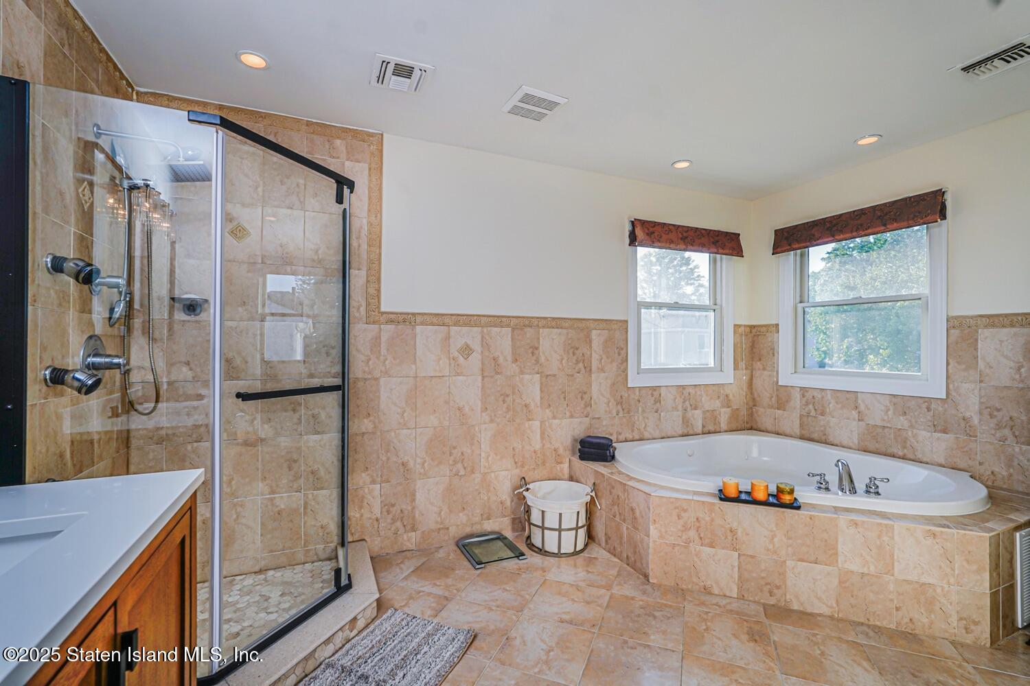 376 Manhattan Street, Staten Island, New York image 29