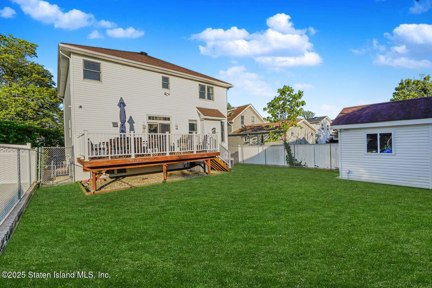 376 Manhattan Street, Staten Island, New York image 47
