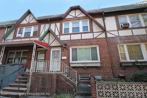 Photo of 3306 Shore Parkway, Brooklyn, NY 11235 (MLS # 1158110)