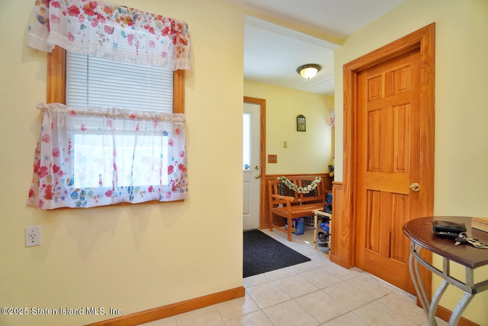 535 Carlton Boulevard, Staten Island, New York image 12