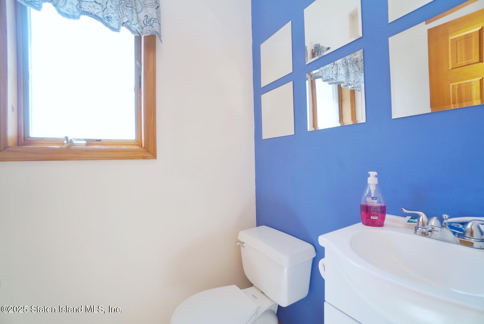 535 Carlton Boulevard, Staten Island, New York image 18