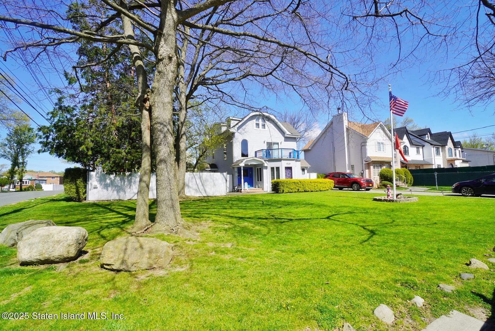 535 Carlton Boulevard, Staten Island, New York image 2