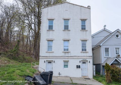 Photo of 23 Tilden Street, Staten Island, NY 10301 (MLS # 1161310)