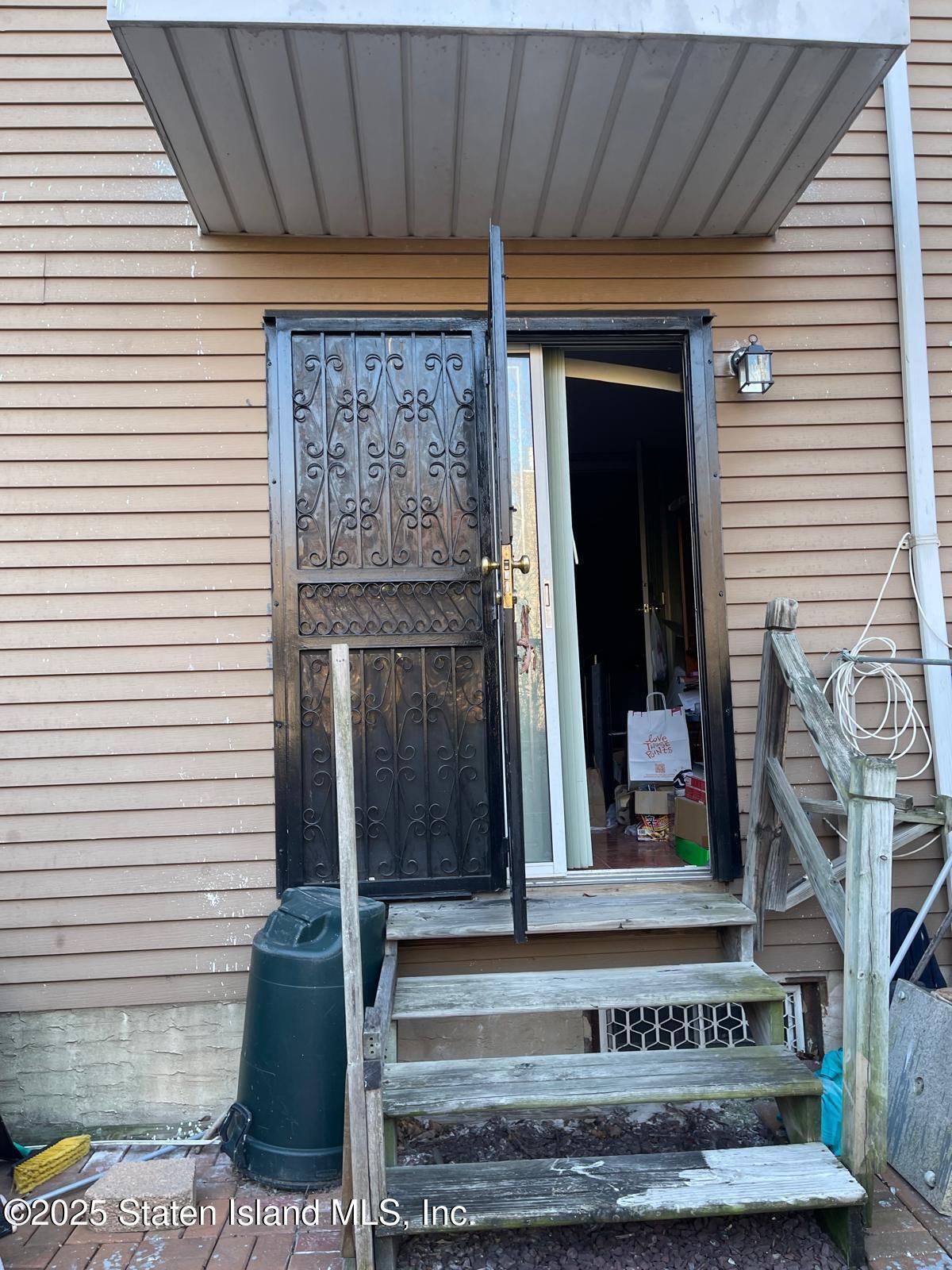 22 Long Pond Lane, Staten Island, New York image 18