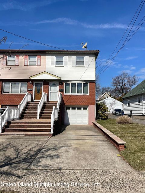 Photo of 53 School Road, Staten Island, NY 10305 (MLS # 2401221)