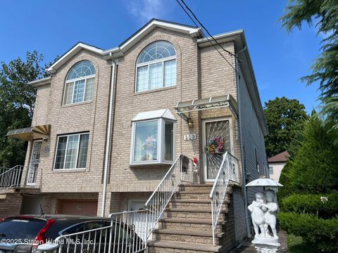 Photo of 119 Raritan Avenue, Staten Island, NY 10304 (MLS # 2505459)
