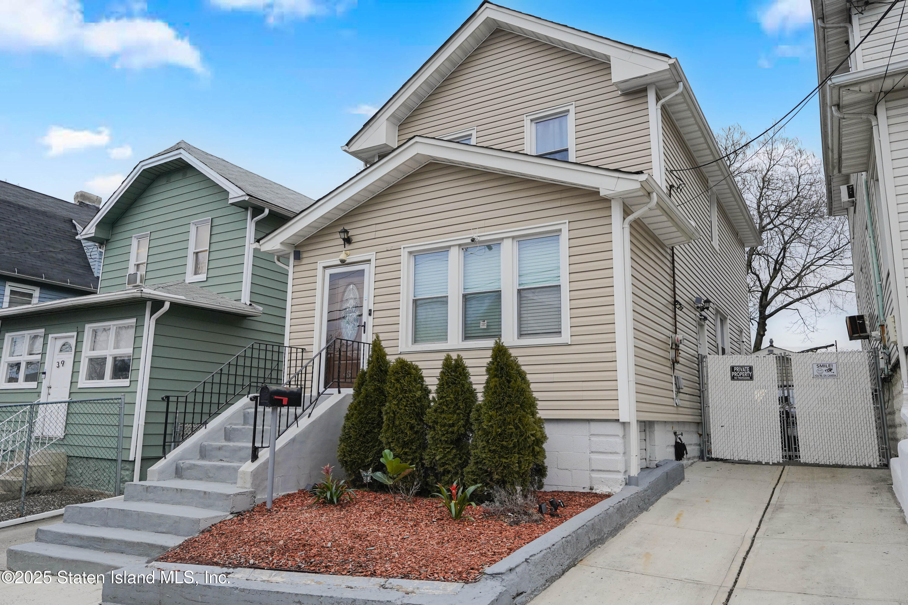 43 Lockman Avenue, Staten Island, New York image 1